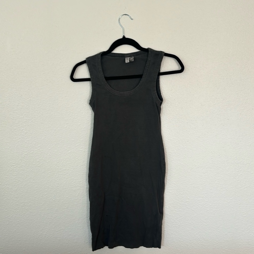 Dress - Picture 1 of 1